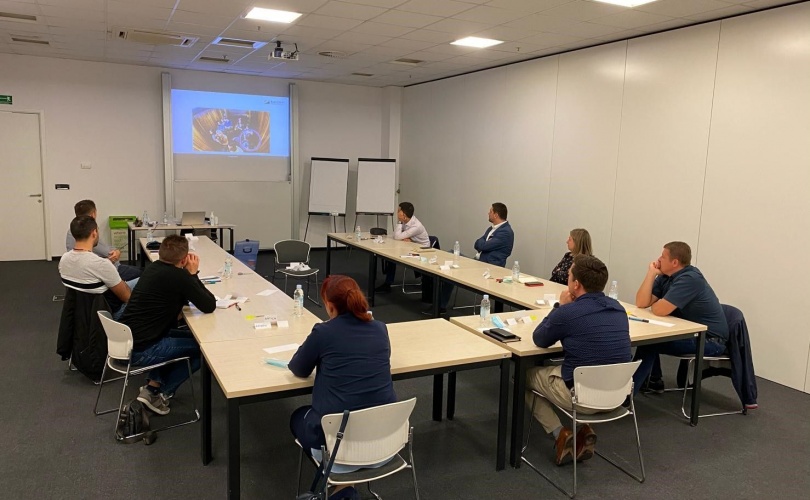 UNAPRJEĐENJE POSLOVANJA